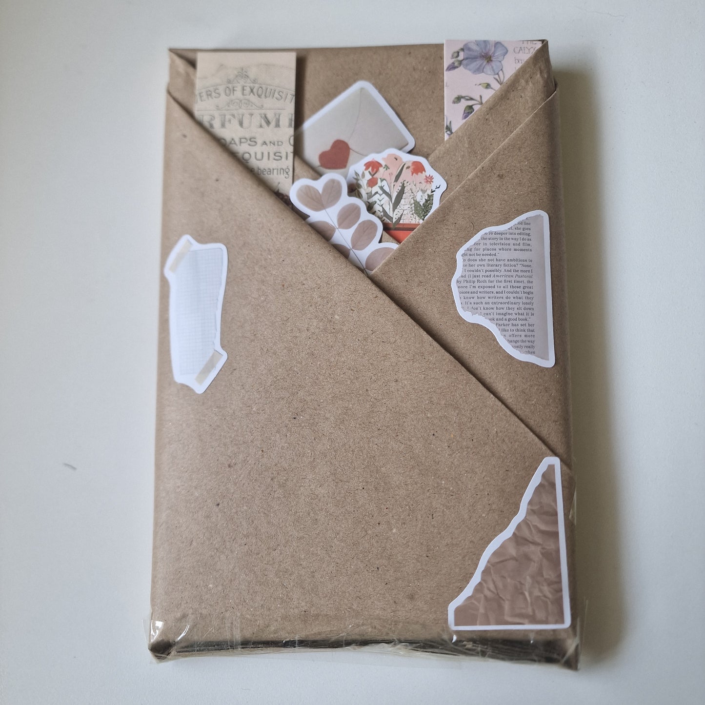 Romance Fiction - Blind Date with a Book - C Quality