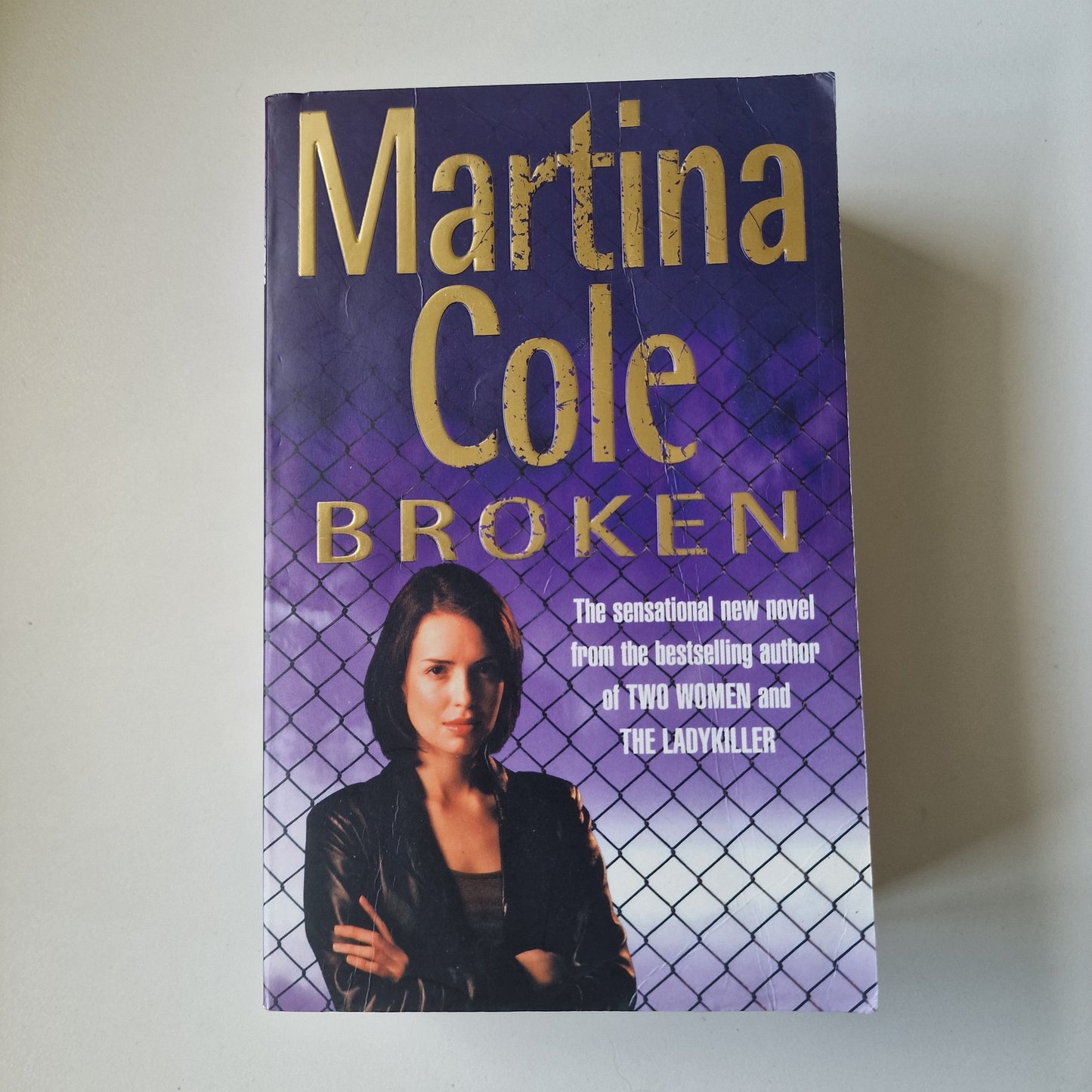 Thriller Book - Blind Date with a Book - C Quality